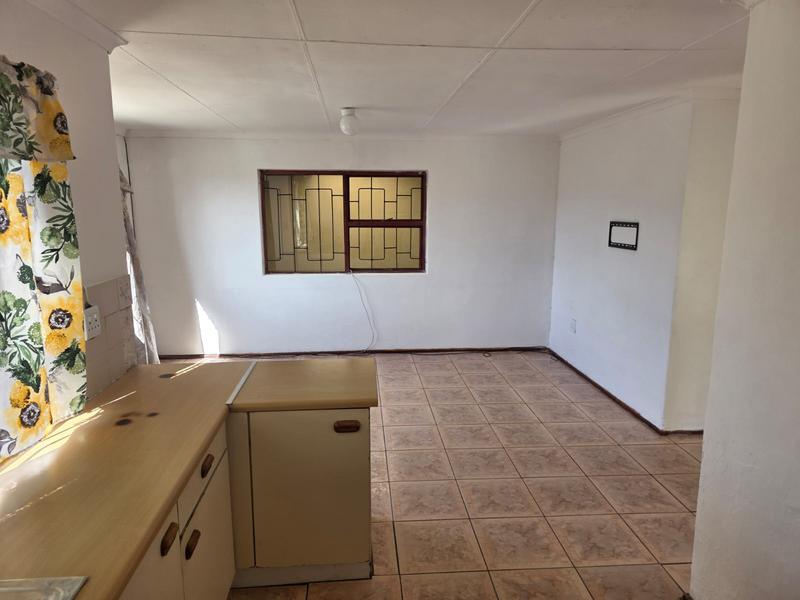 3 Bedroom Property for Sale in Ilitha Park Western Cape